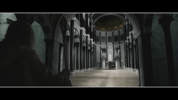 Salón del trono del palacio de Minas Tirith.
